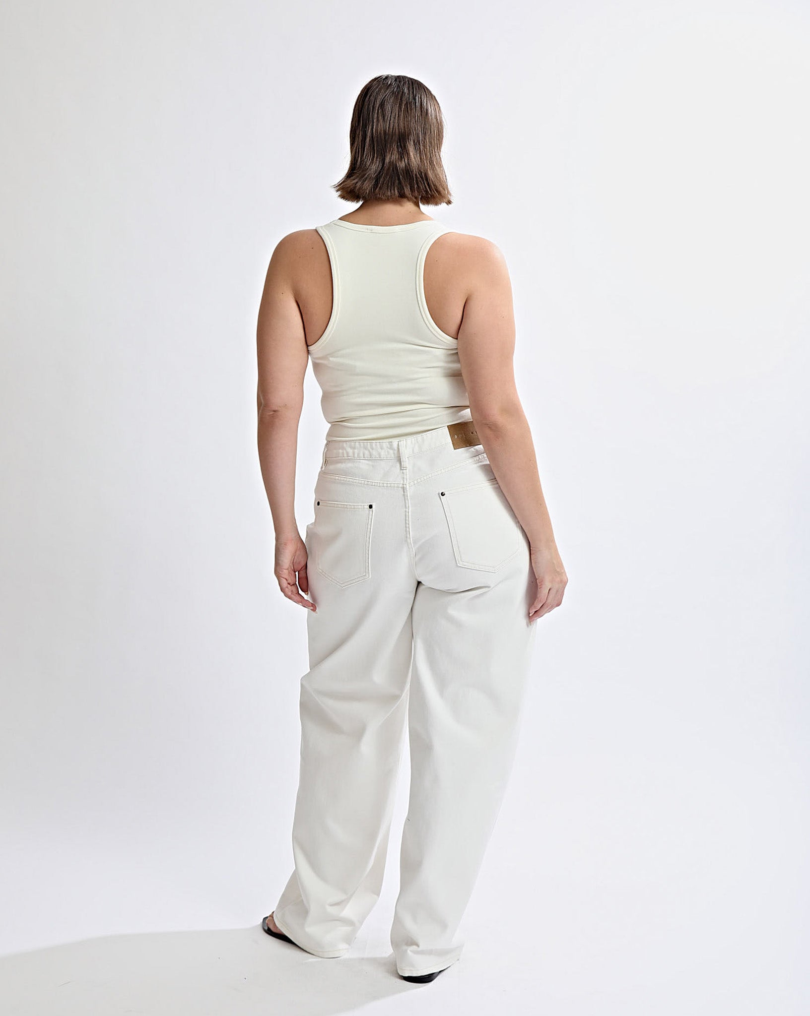 Noah Jeans White Cropped