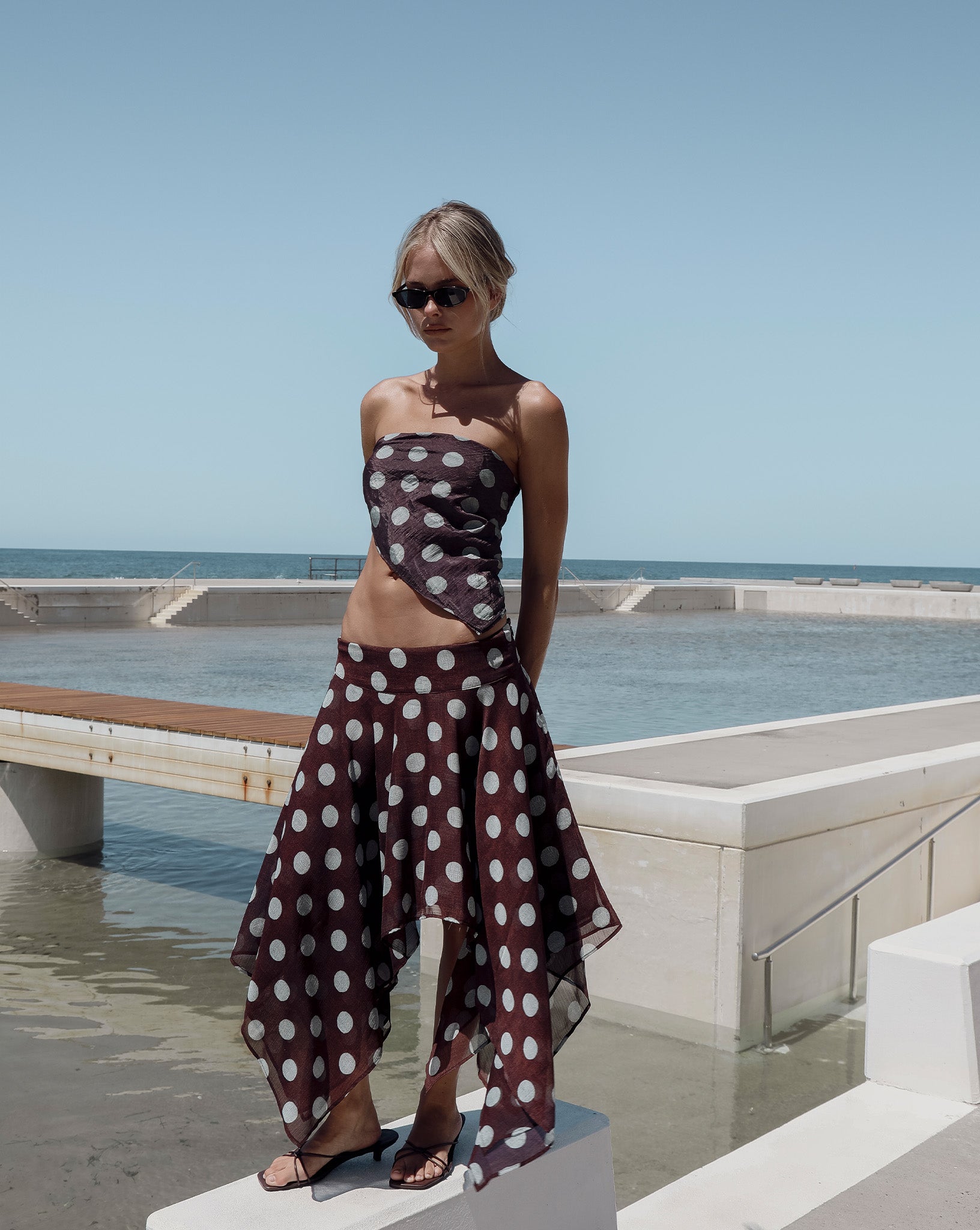 Suri Midi Skirt Brown/Blue Polka