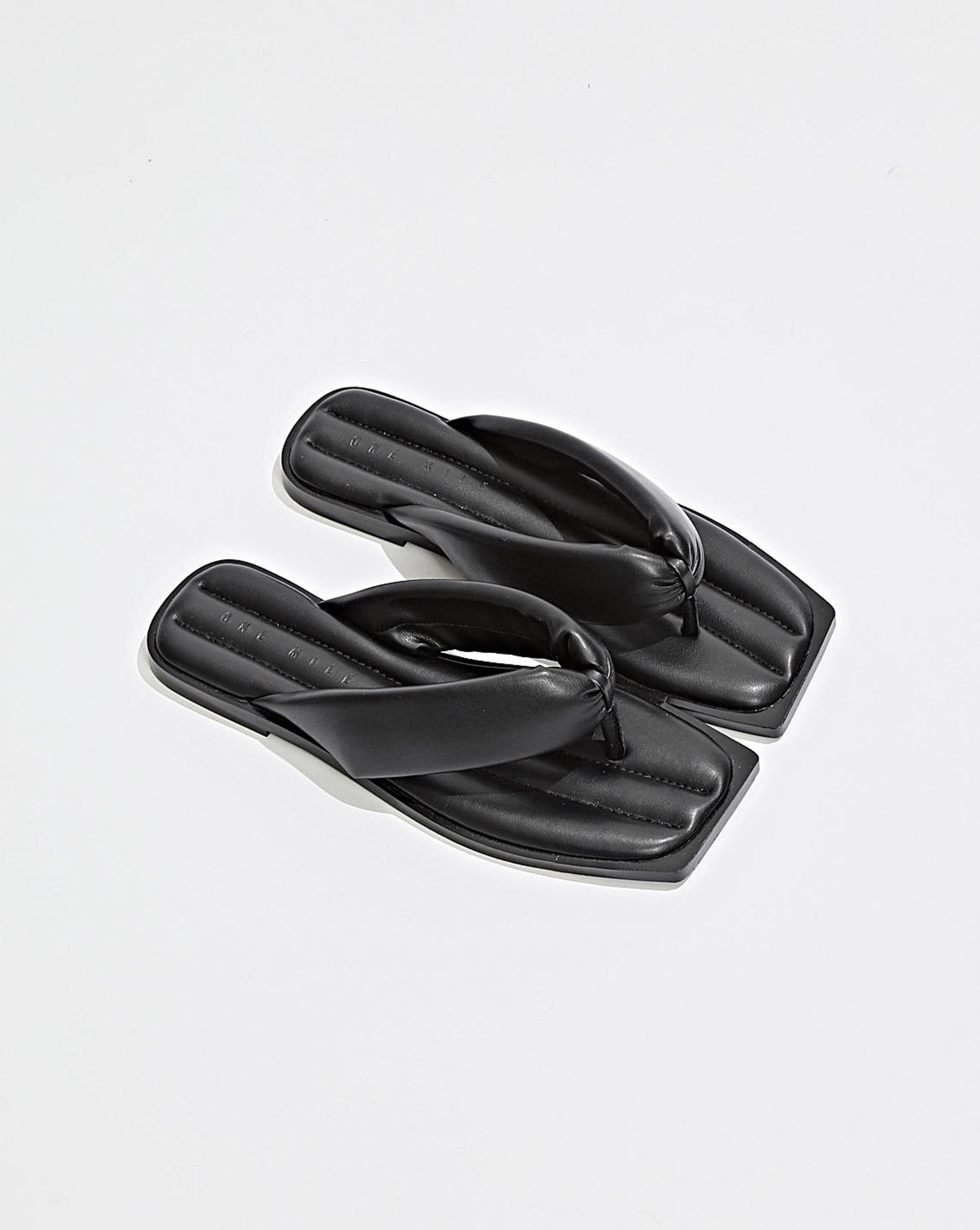 Miki Sandal Black