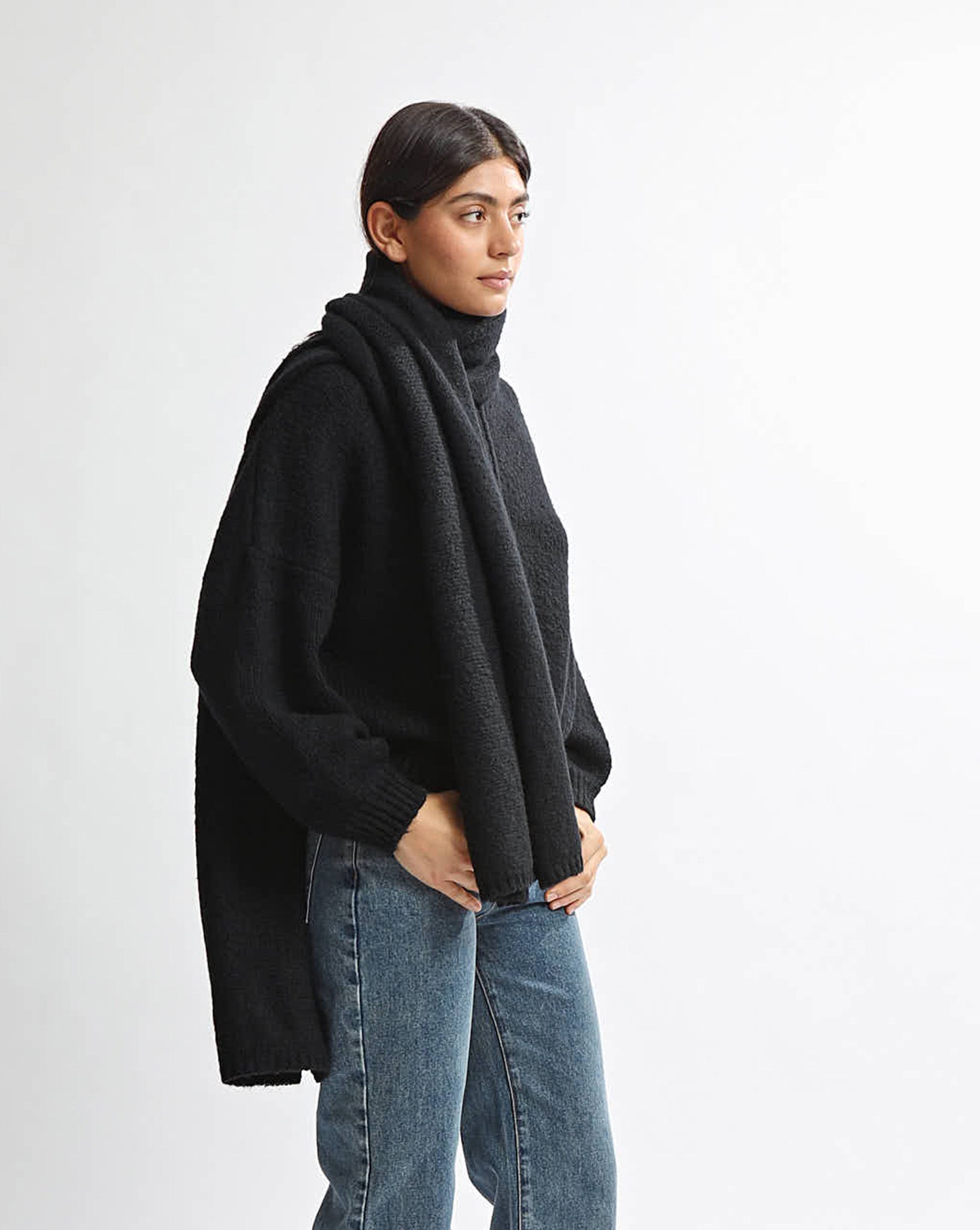 Elliot Knit Scarf Black