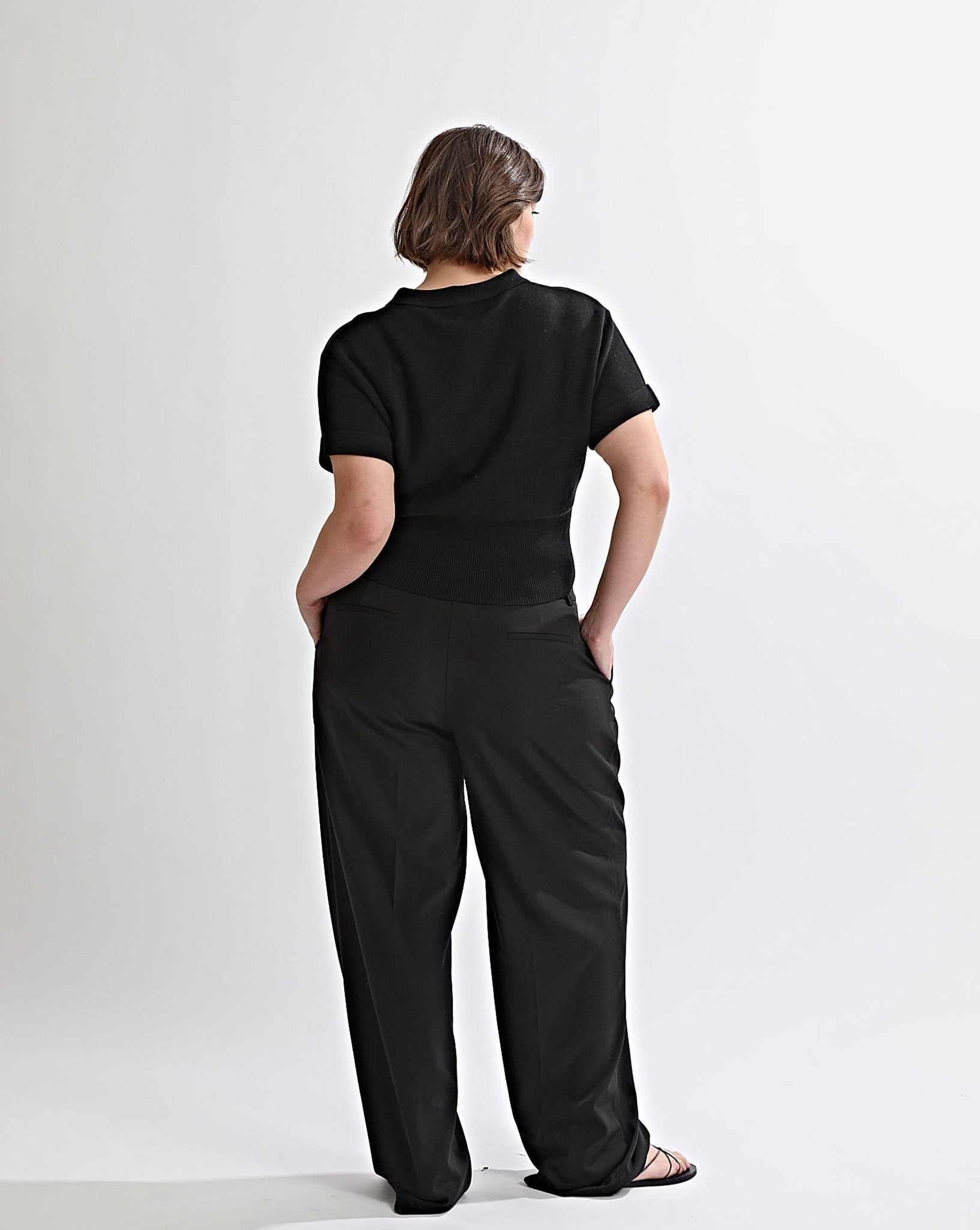 Naomi Trousers Black Cropped