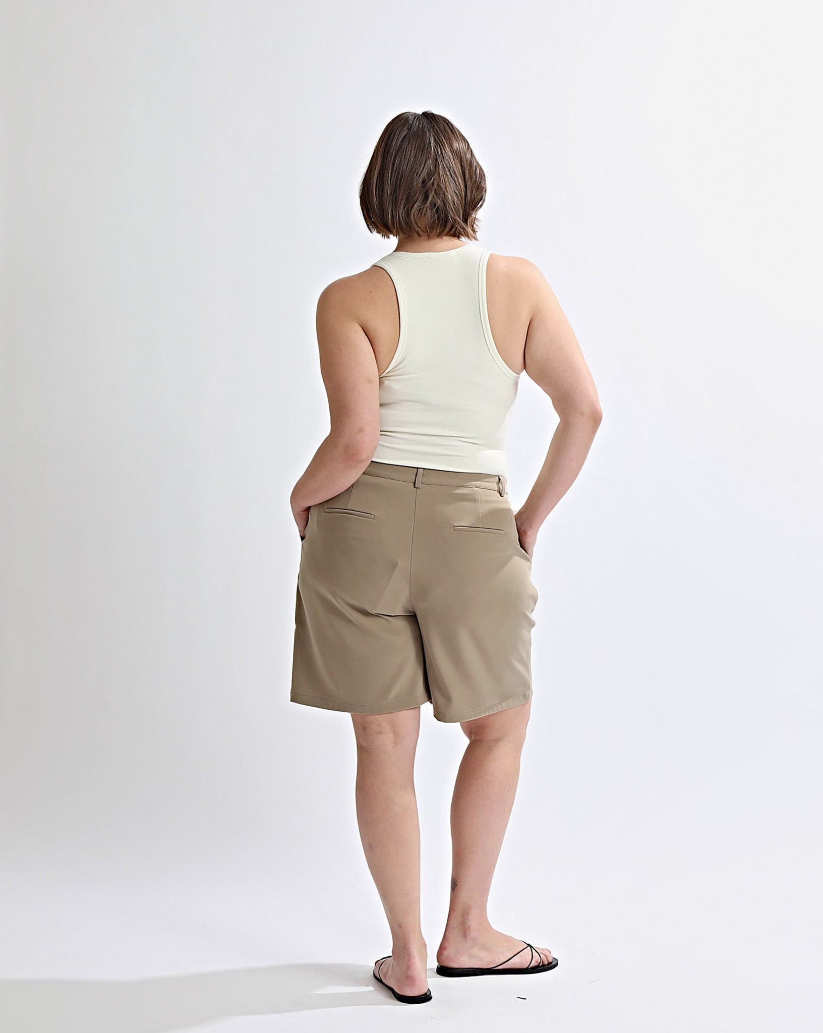 Jacquie Mid Length Shorts Taupe