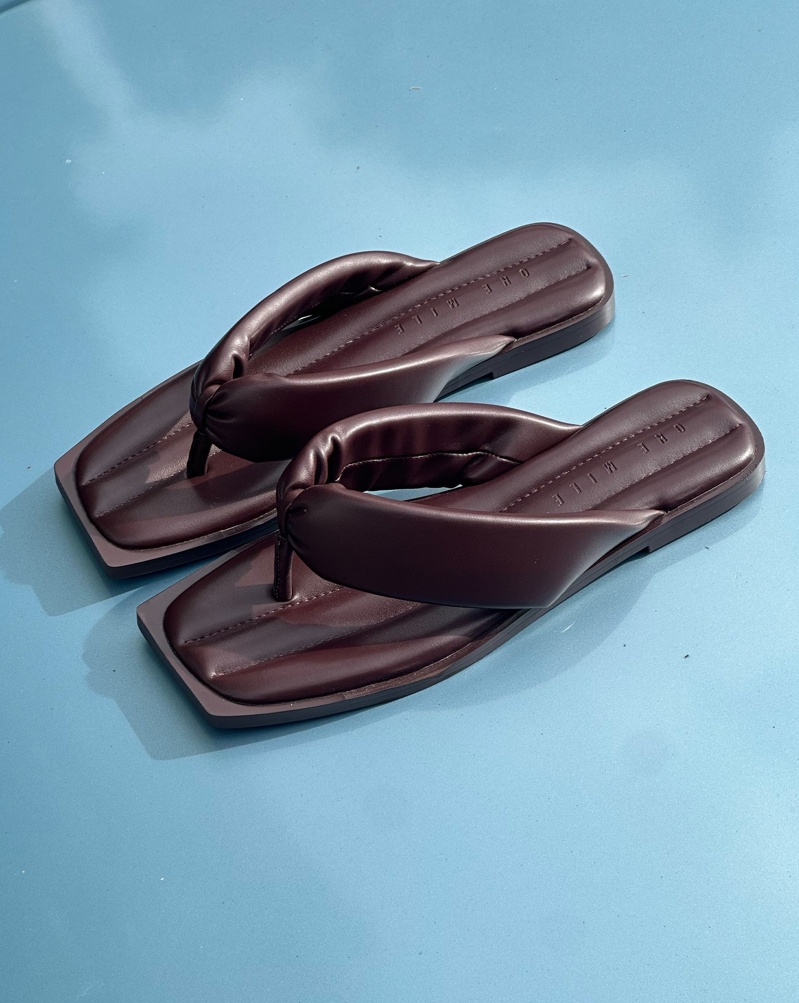 Miki Sandal Mahogany