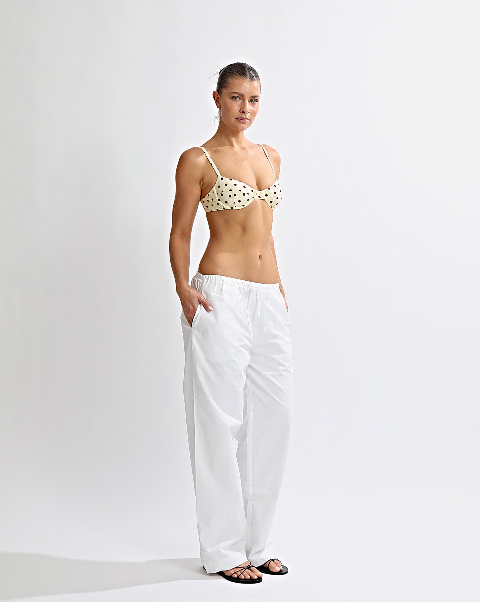 Gabby Pants White Cropped