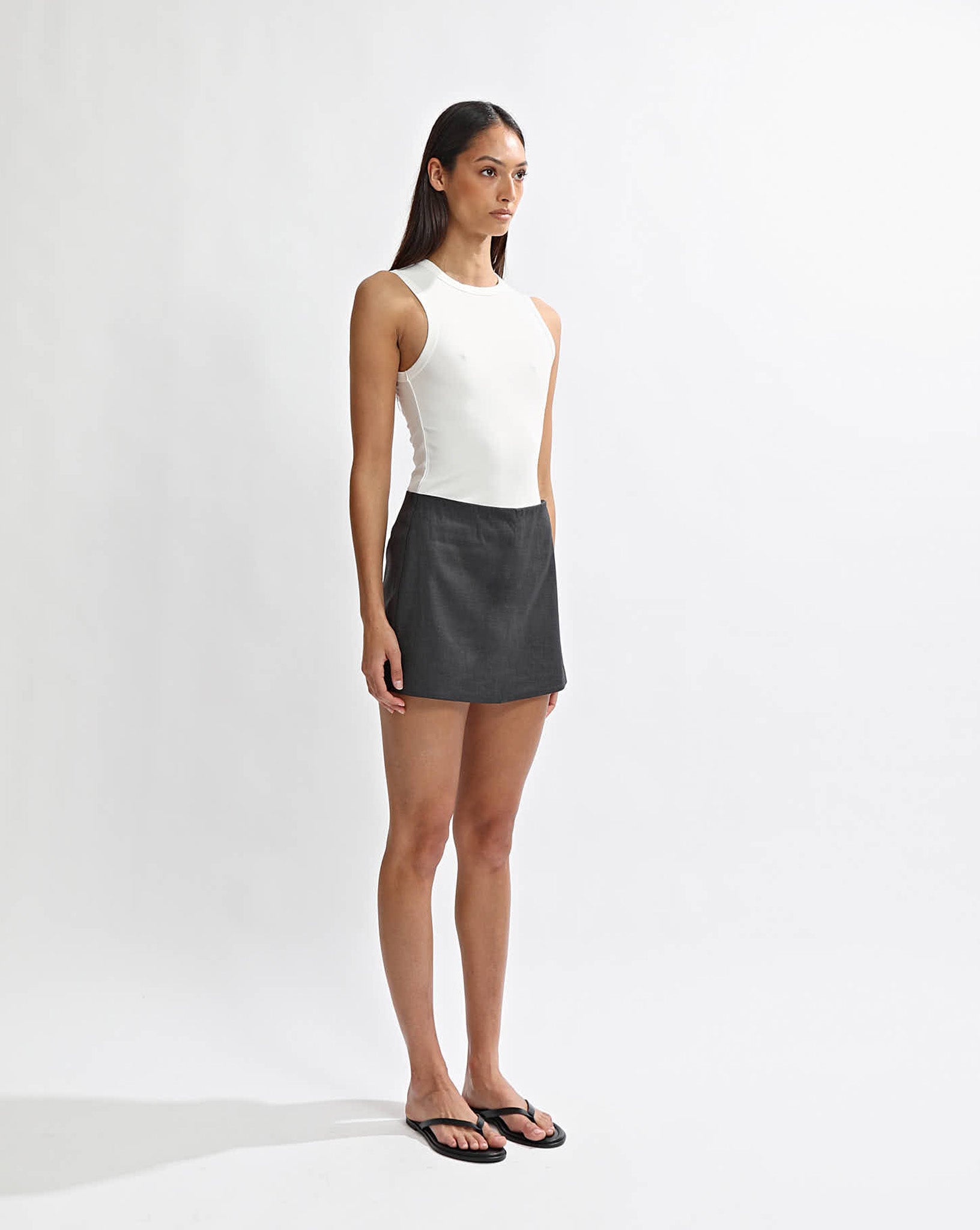 Benny Skort Dark Grey