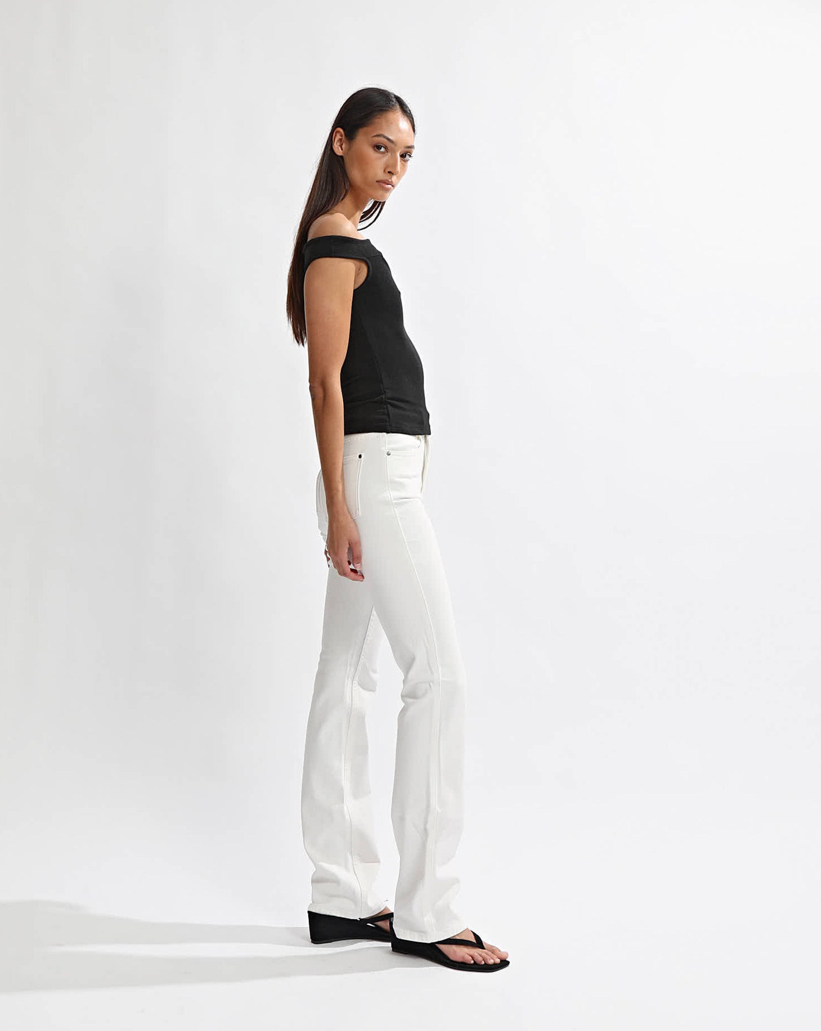 Bodie Jeans White Cropped