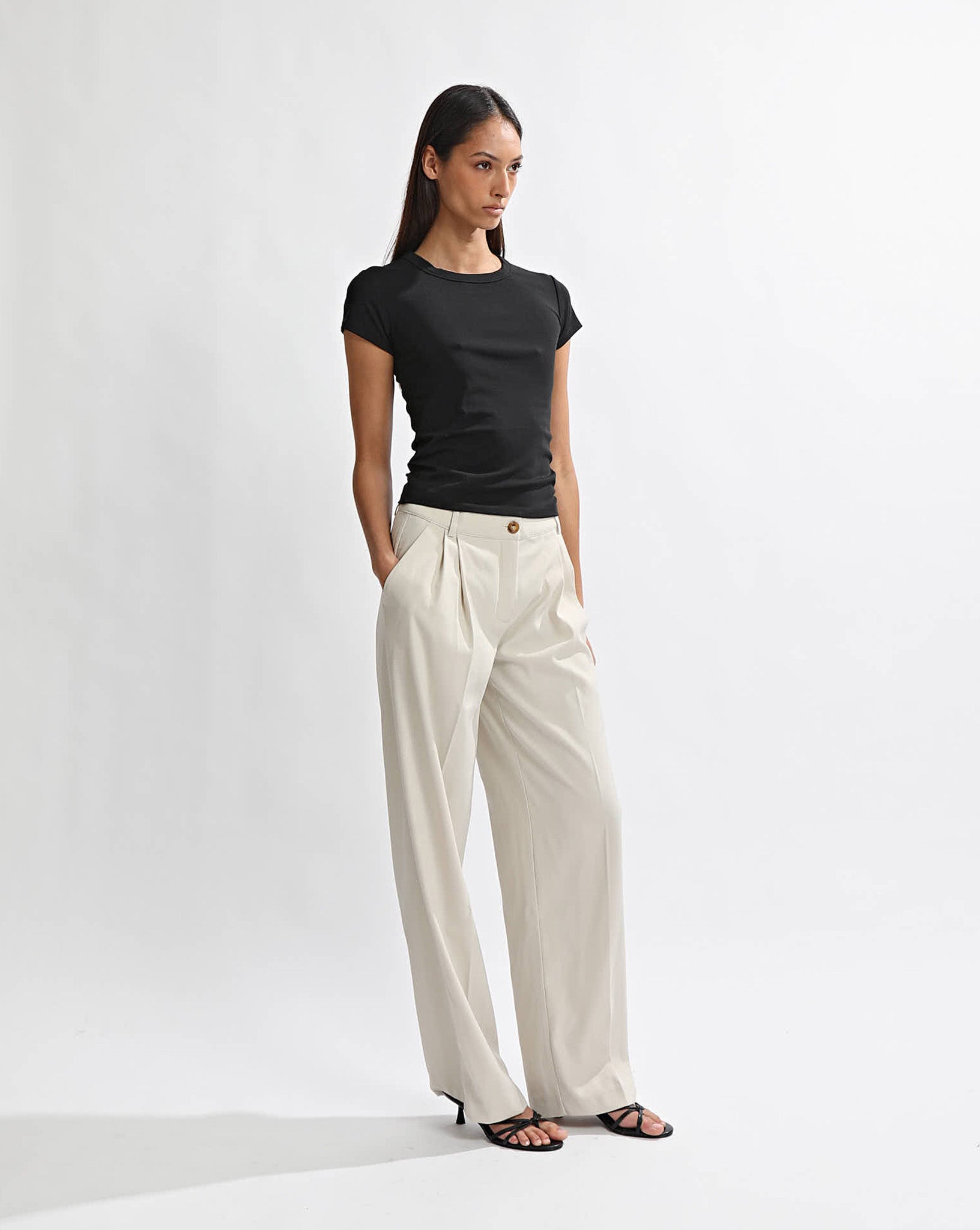 Naomi Trousers Almond