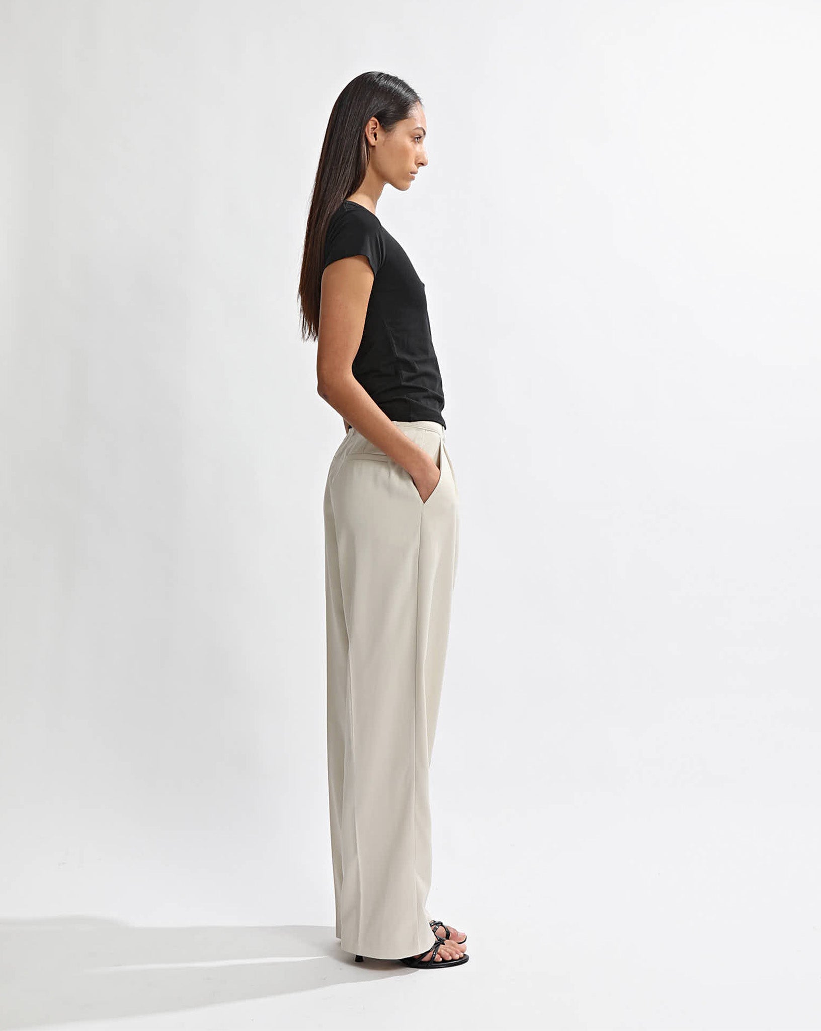 Naomi Trousers Almond