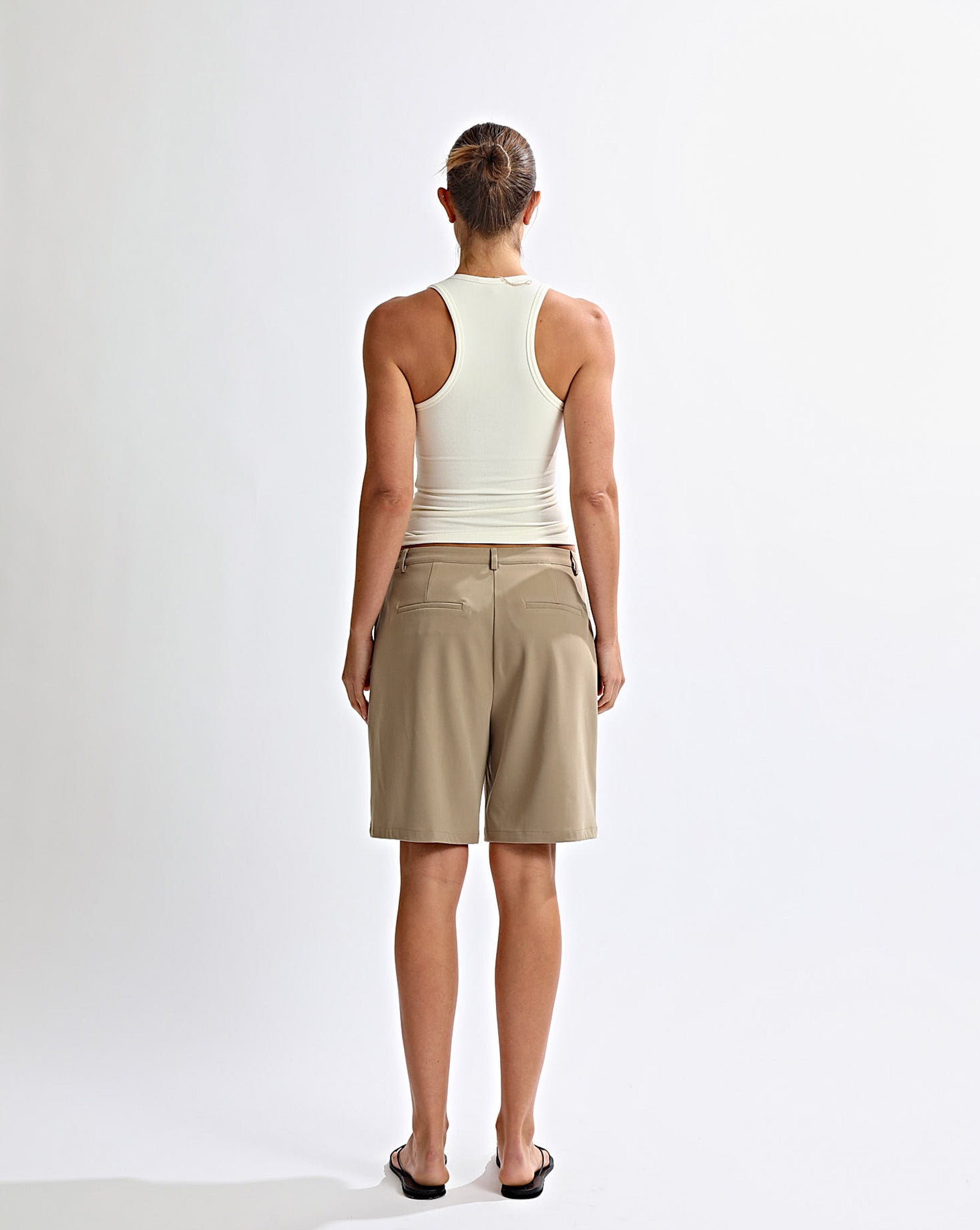 Jacquie Mid Length Shorts Taupe