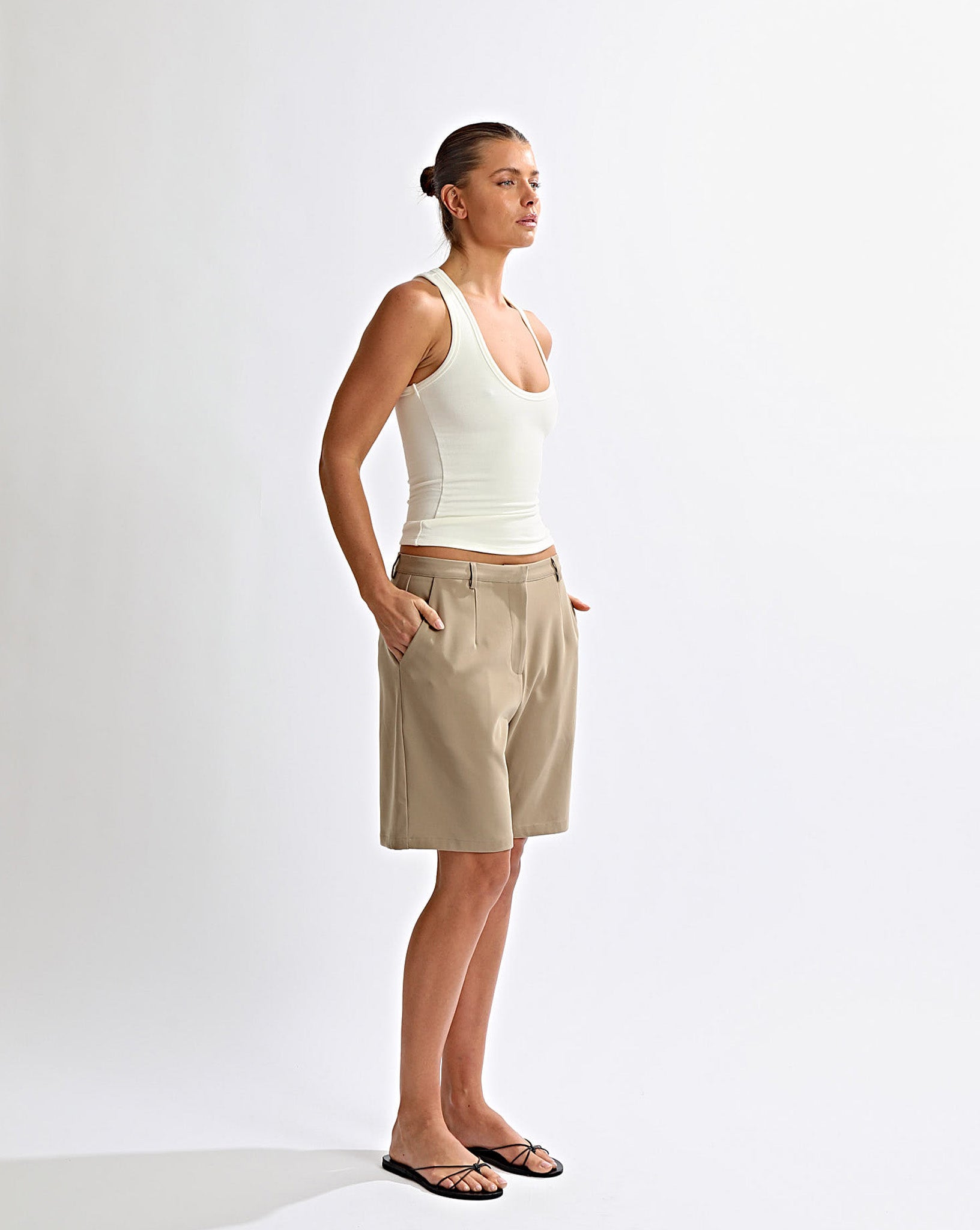 Jacquie Mid Length Shorts Taupe