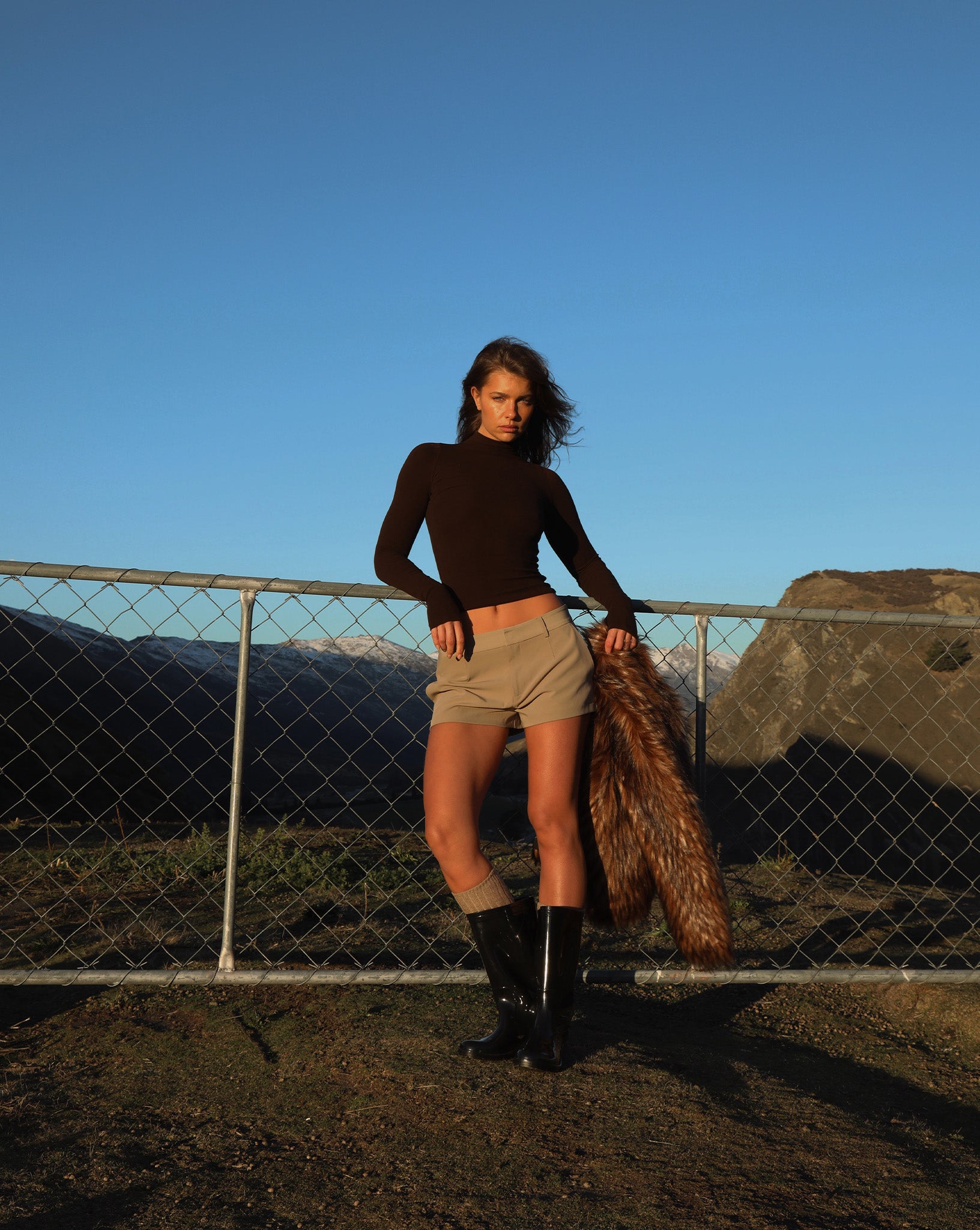 Jacquie Shorts Taupe