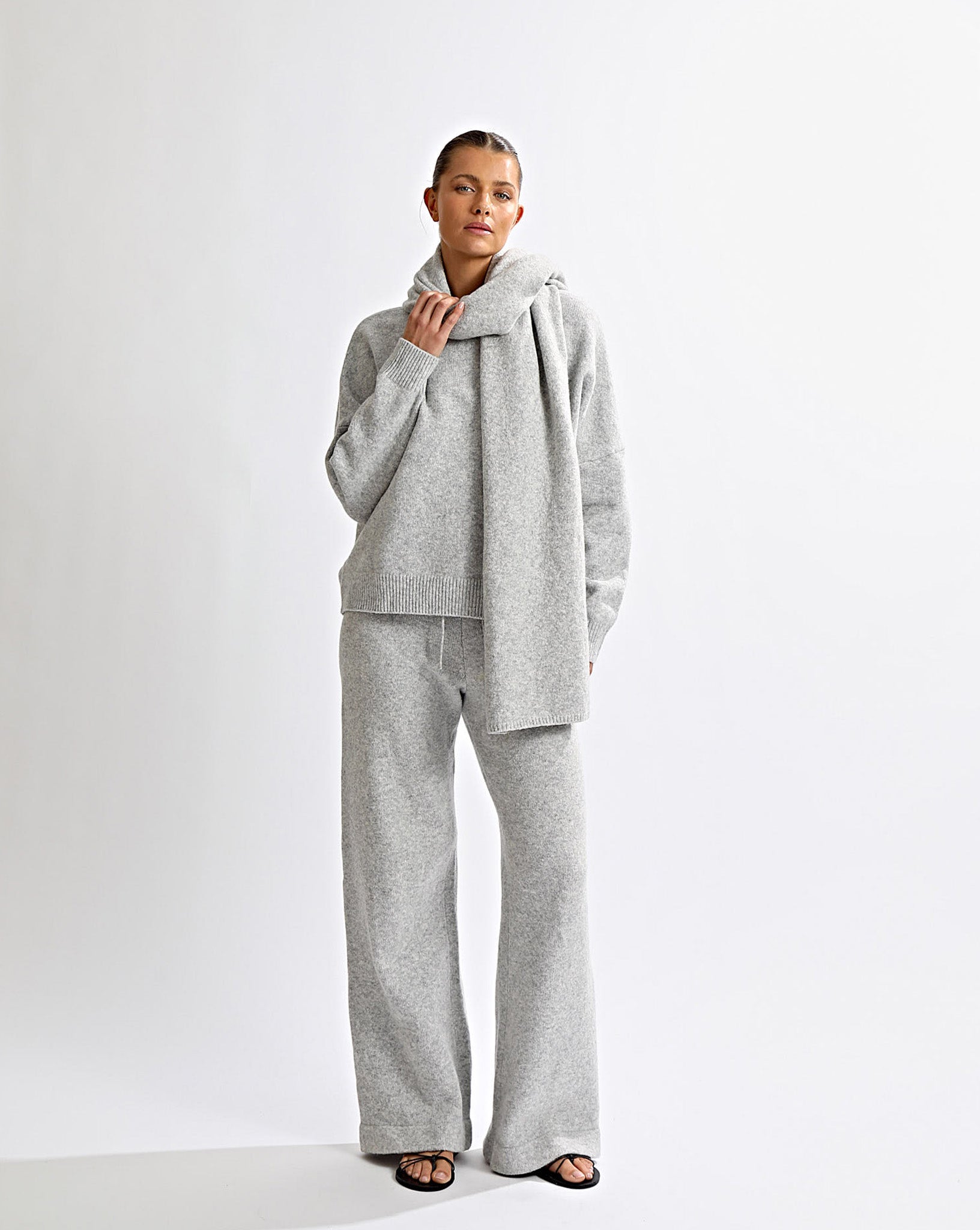 Leo Knit Scarf Grey Marl