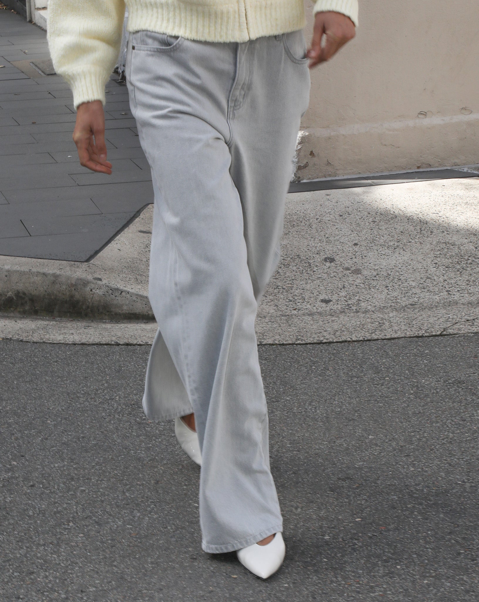 Noah Jeans Grey Cropped