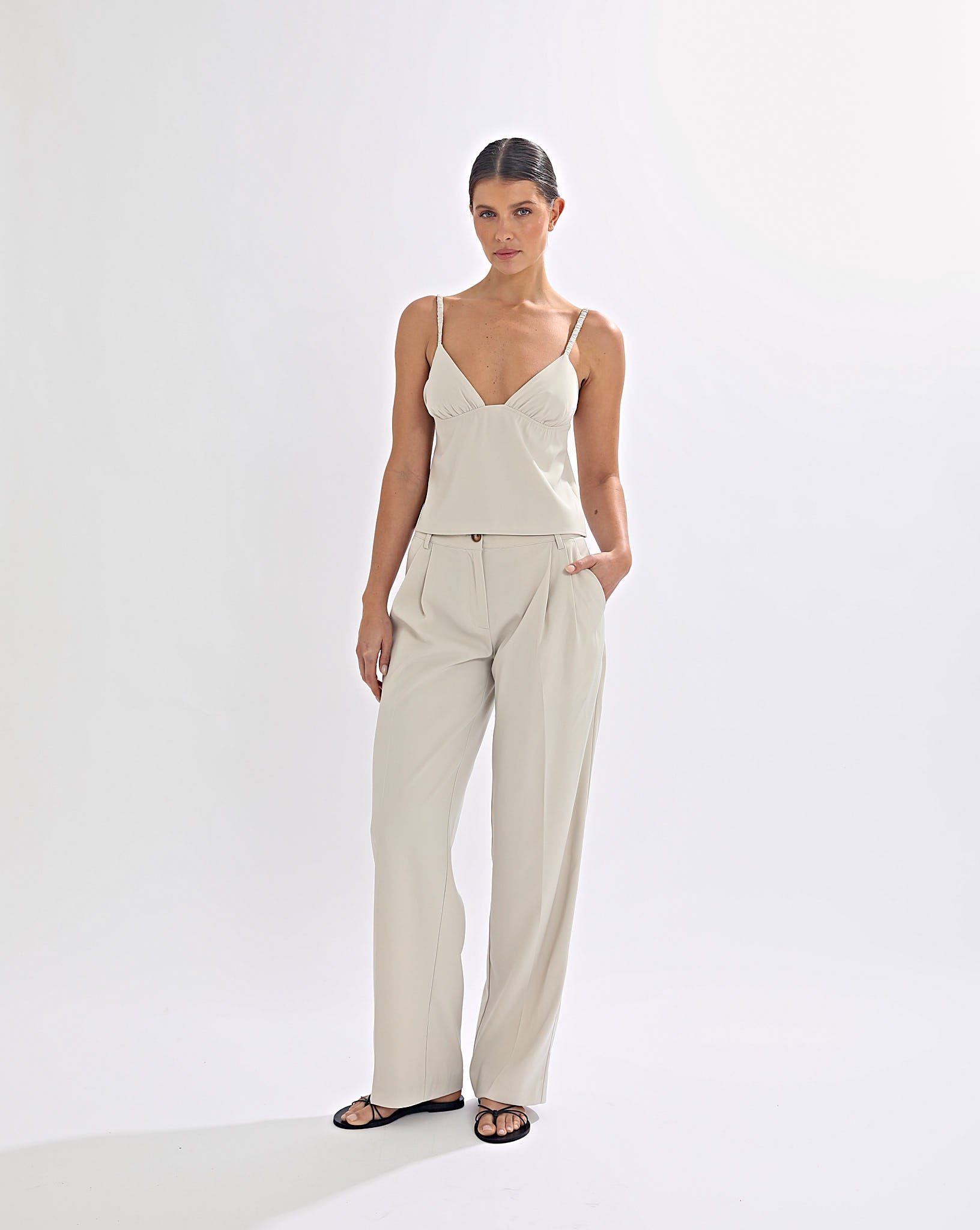 Naomi Trousers Almond Cropped