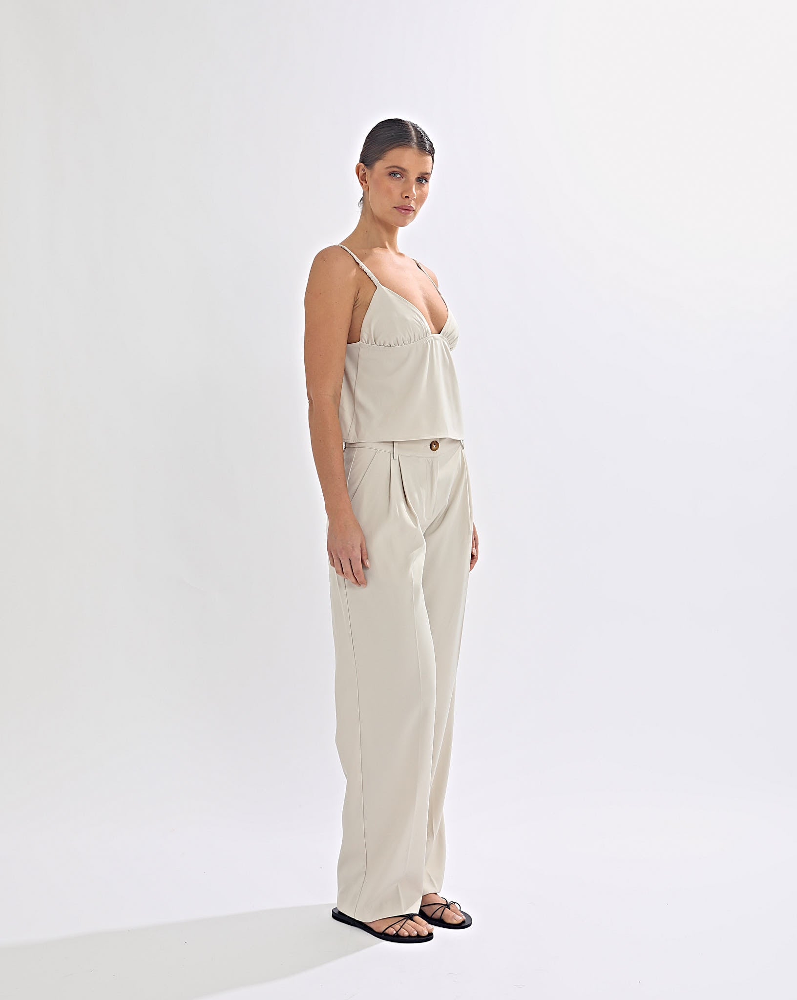 Naomi Trousers Almond Cropped