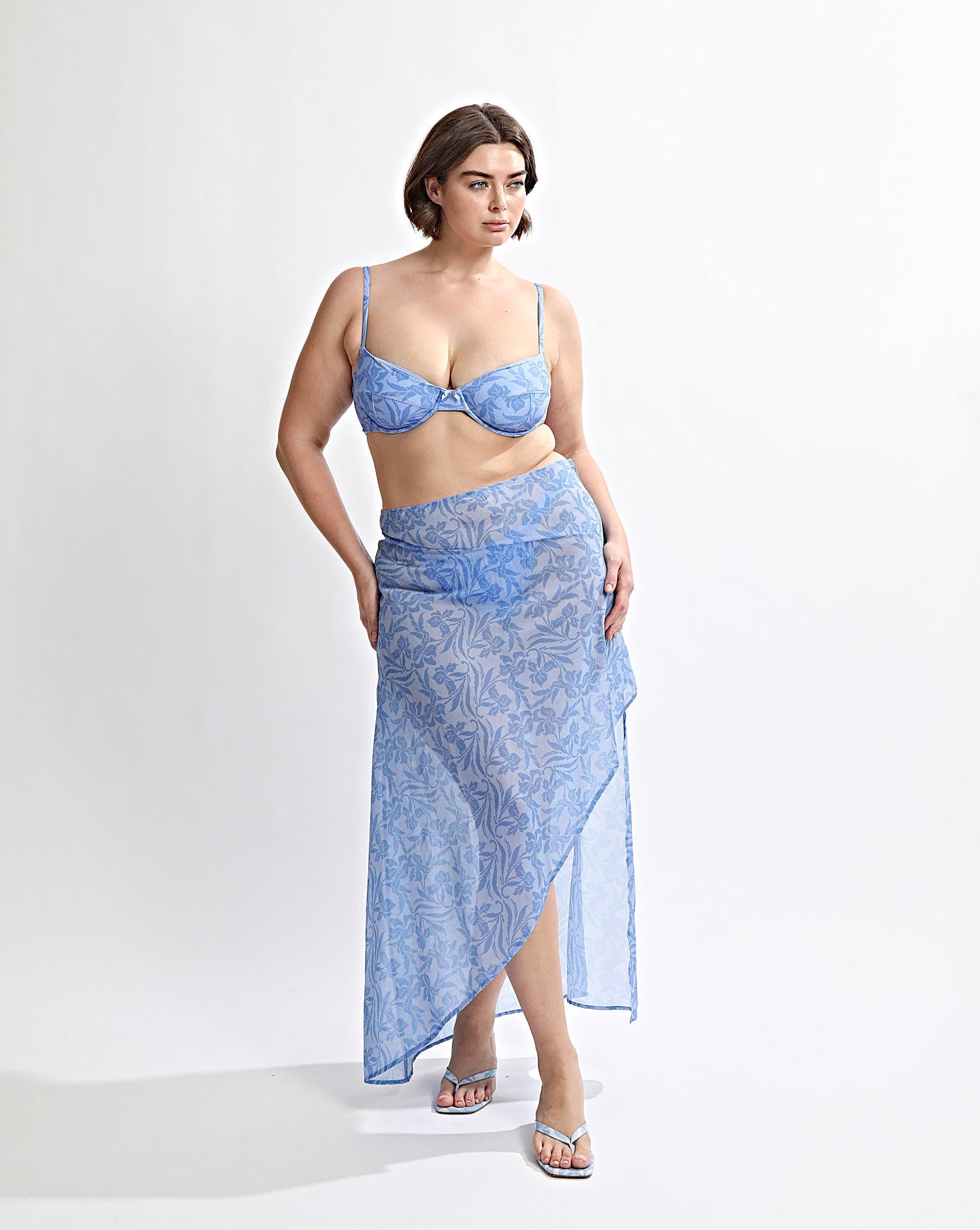 Adriana Sheer Skirt Azzure Sol