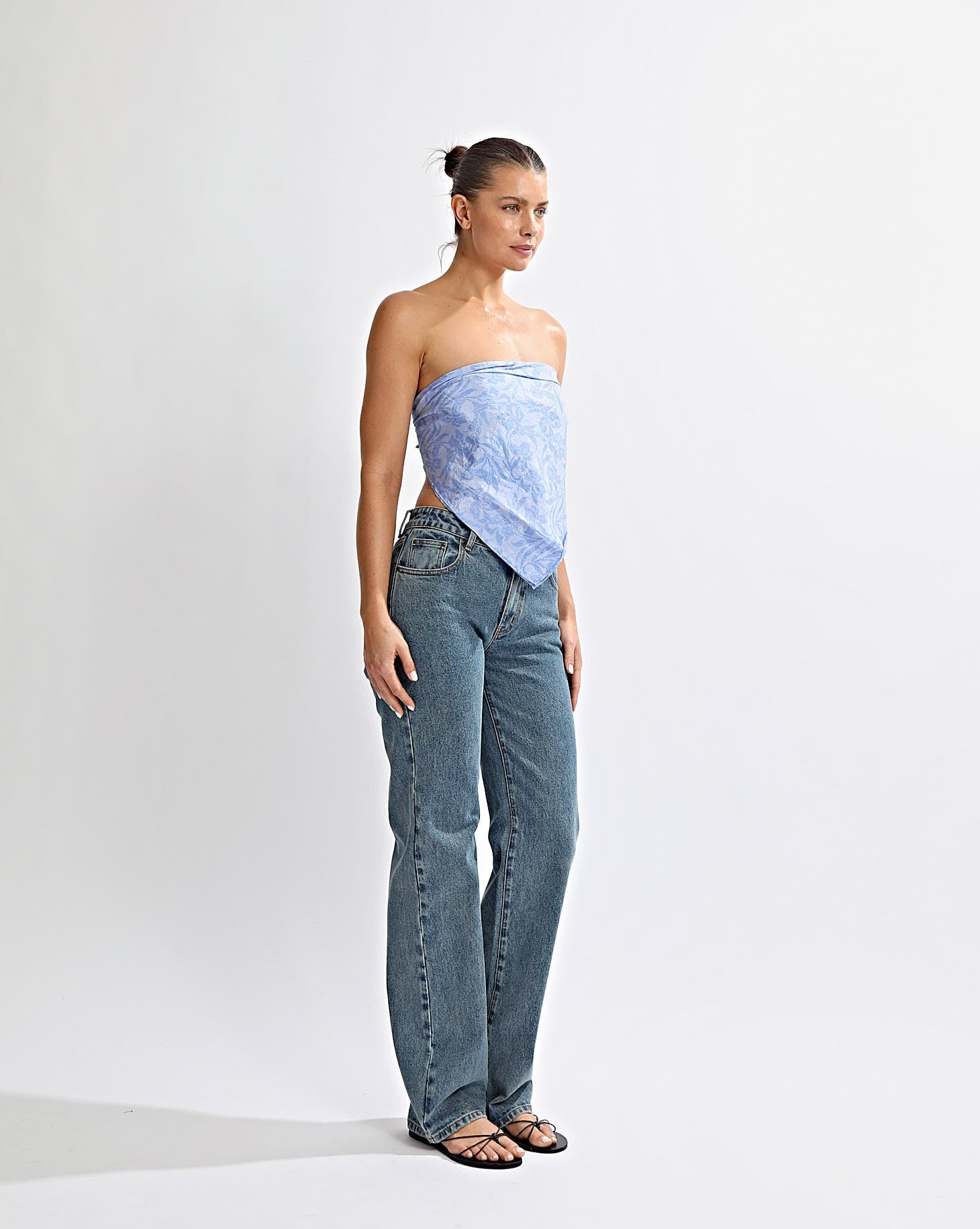 Adriana Scarf Azzure Sol